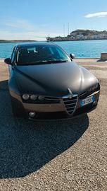 Alfa Romeo 159