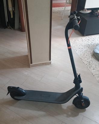 Monopattino Ninebot Segway E2 Plus II