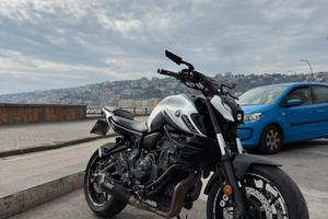 Yamaha mt-07