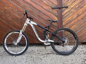 Bici da Downhill