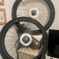 Ruote Shimano 105 WH-RS710 C46 Disc carbon