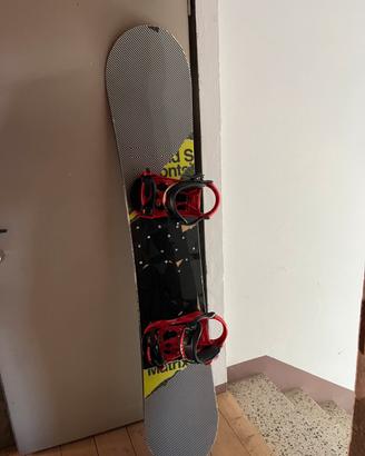 Snowboard Matrix 160 cm completo di attacchi