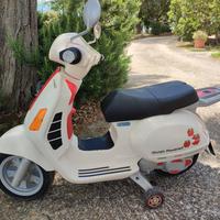 VESPA PEG PEREGO 12V USATA