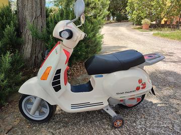 VESPA PEG PEREGO 12V USATA