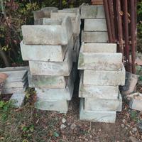 Blocco di contenimento 