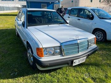 MERCEDES 190E 2.0
