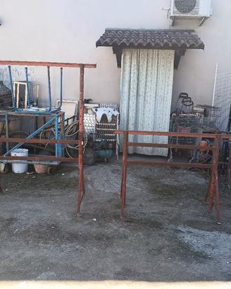 coppia di cavalletti regolabili in metallo
