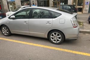 toyota prius ibrida 2008