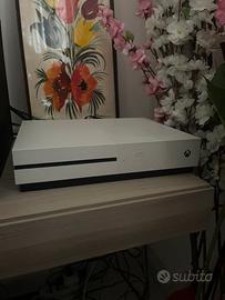 Xbox one s 1tb + controller rosa + giochi