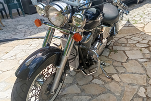 Honda Shadow VT 750 C2