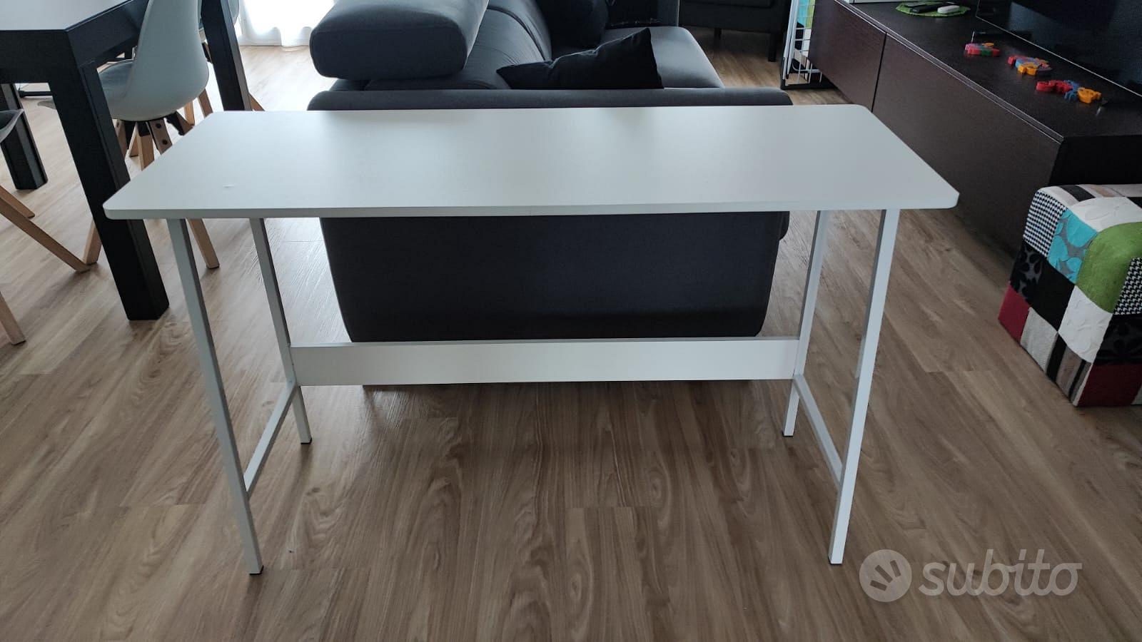 scrivania o tavolo lavoro 120x80 cm - Arredamento e Casalinghi In vendita a  Milano