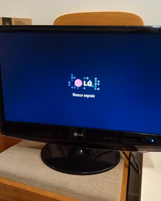 Monitor TV LG 22" Full HD (HDMI, VGA, SCART) – Per