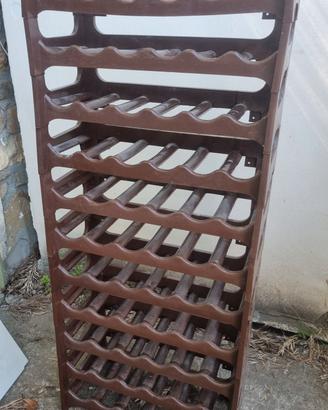 scaffali per bottiglie