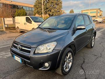 Toyota RAV 4 RAV4 2.2 D-Cat 177 CV Luxury