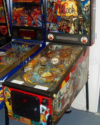 Flipper pinball Hook