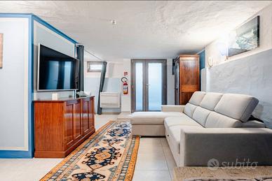 Casa con giardino Vista Mare a 100m dal mare