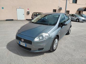 Fiat Grande Punto 1.4 77cv benzina Neopatentati 