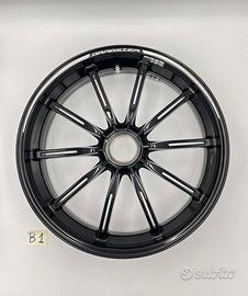 CERCHIO POSTERIORE MV AGUSTA DRAGSTER NERO
