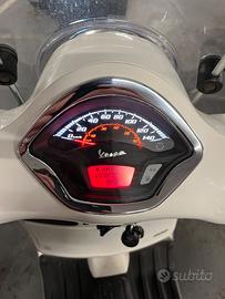 Piaggio Vespa 300 GTS - 2019