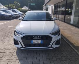 Audi A3 Sportback 35 2.0 tdi S line Edition s-tron