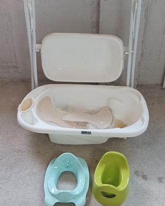Vasca da bagno con riduttore e vasino