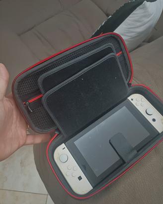 Nintendo Switch con giochi ed accessori 