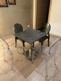 Set tavolo e sedie