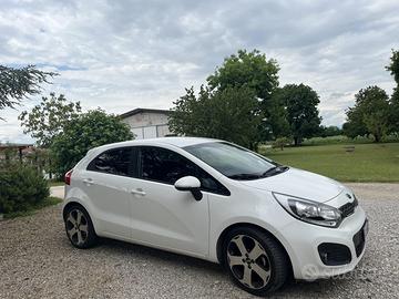 Kia Rio 1.4 5p. 90cv