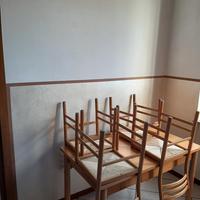Tavolo e 4 sedie