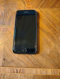 Iphone 7  32gb con altri due smartphone in omaggio