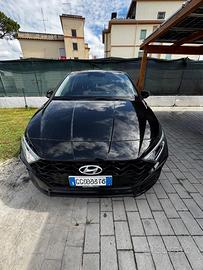 🚗 HYUNDAI i20 HYBRID BOSE 07/2022 • 40.539 KM