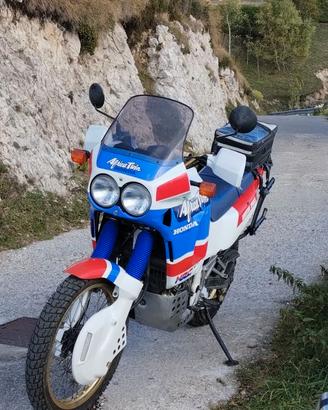Honda Africa Twin 650 RD 03