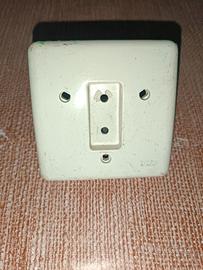 Presa 230V vintage Veto