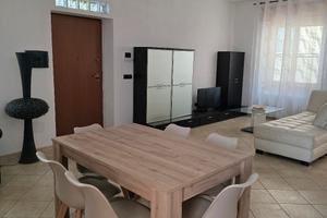 Appartamento Adiacente Porto