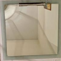 Specchio da bagno con lampada