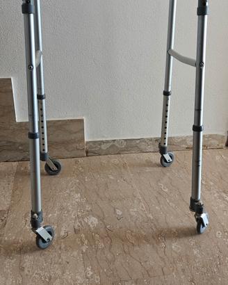 girello carrello anziani con ruote 