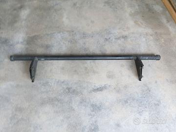 Barra traversa posteriore Mitsubishi L200