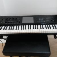 Korg kronos 88 2nda generazione mai usata