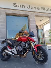 HORNET 600