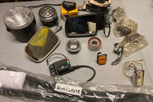 Vari ricambi auto e moto