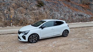 Renault clio gpl techno + doppio treno di cerchi 