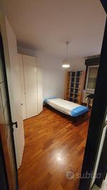 Camera singola in zona Pettino a 800 m da ospedale