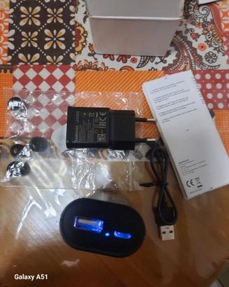 Auricolari wireless e Power bank Samsung