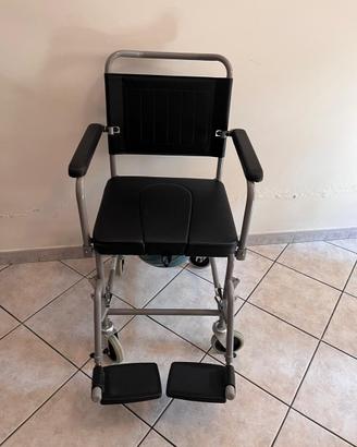 Seduta con Wc per doccia