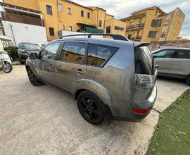 Mitsubishi Outlander Mitsubishi Outlander 2.0