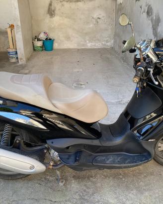 Beverly 250 cruiser ie