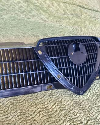 Mascherina frontale Alfa Romeo 155