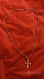 Collana con crocifisso