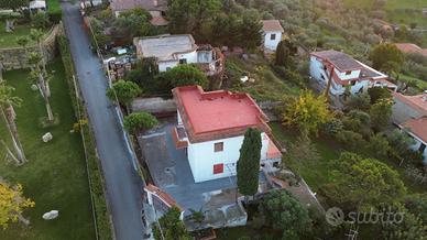 Villa a CASTELLABATE (CILENTO)