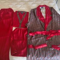 Pigiama e vestaglia da uomo con valigetta